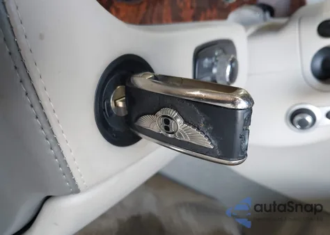 2006 Bentley Continental Flying Spur из США, поврежденный, VIN SCBBR53W76C031798